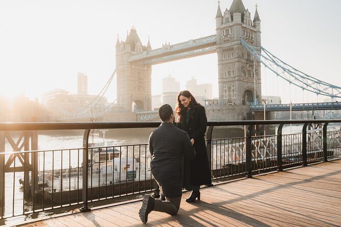 Iconic London Portraits Tour with Expert Local Photographer - Starting Near London Bridge and SE1
