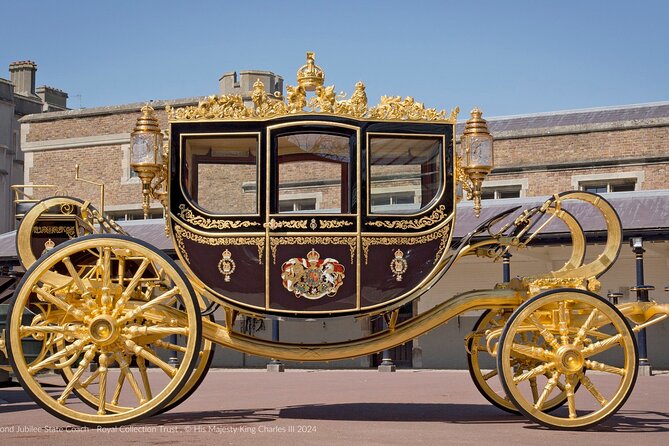 Inside Buckingham Palace State Rooms & Royal London Walking Tour - Meeting at the Queen Victoria Memorial