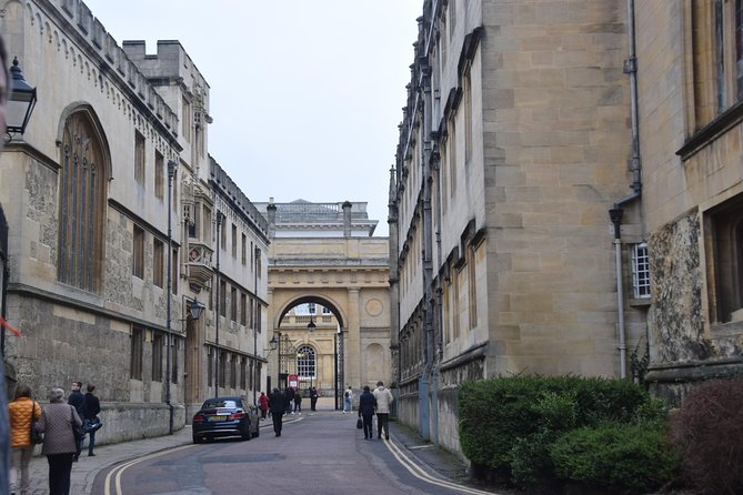 Inspector Morse, Lewis and Endeavour Oxford Walking Tour - The Randolph Hotel and familiar screen locations