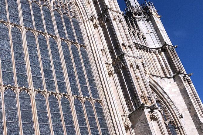 J & M York City Walking Tours - St Cuthbert’s Church and the Devil’s Door