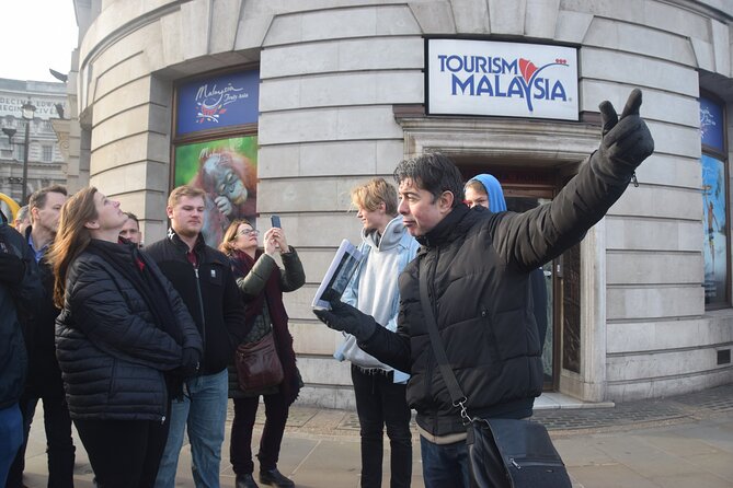 James Bond Film Location Walking Tour in London - Trafalgar Square and Bond in the public eye