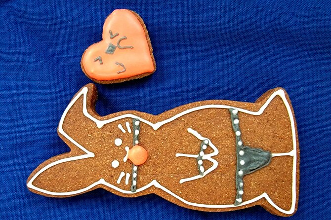 Kew Biscuit Decorating Class for Adults - Four Royal Icing Techniques You Actually Use