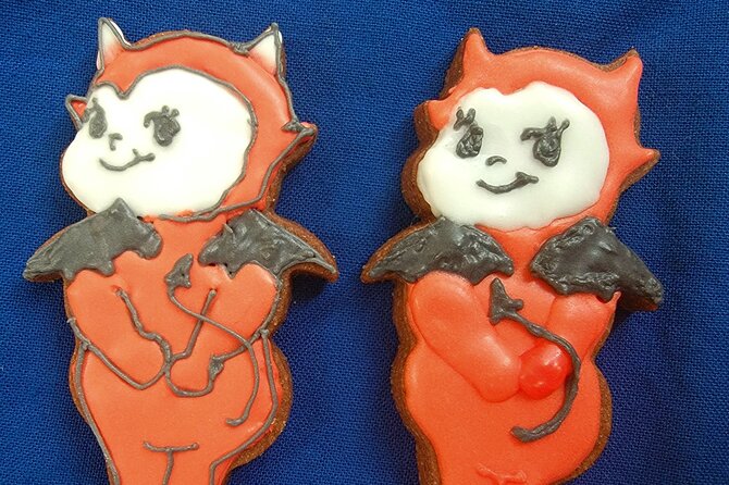 Kew Biscuit Decorating Class for Adults - Who Will Enjoy This Most?