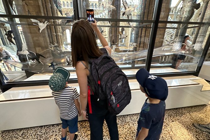 Kid-Friendly Natural History Museum & Dinosaurs Private Guided Tour in London - Life and Earth Galleries beyond the dinosaurs