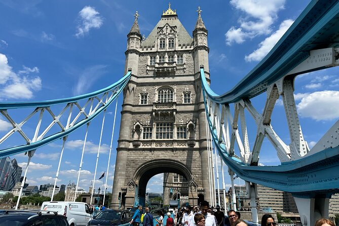 Kid-Friendly Tour: Tower of London and Tower Bridge Entry - Practical comfort and mobility advice