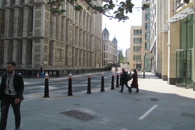 Law in London Private Tour - The Old Bailey question