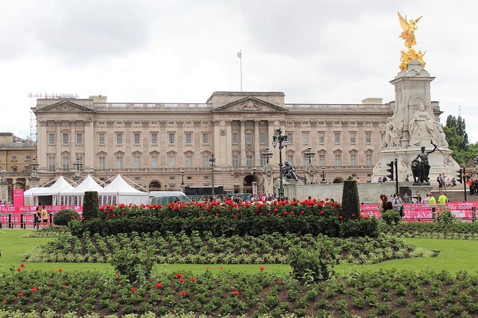 Layover Tour of London from LHR Executive Luxurious Vehicle Private Tour 6 hour - Tower Bridge and the Tower of London