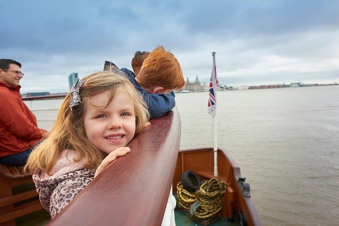 Liverpool: 50-Minute Mersey River Cruise - Understanding the Audio Commentary