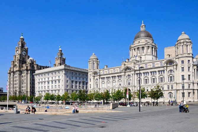 Liverpool's Best Craft Drinks & Pub Food With A Local: Private & Personalized - Why this Liverpool food walk feels different