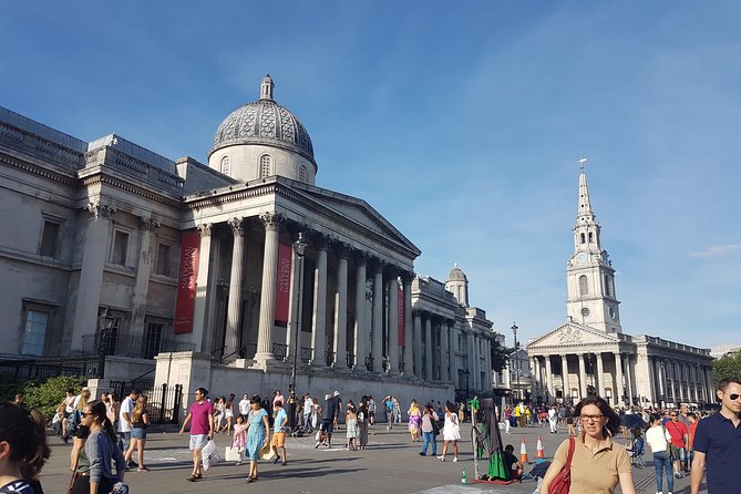 London 30 Top Sights with Fun Local Guide - Crossing the river by Tube to Southbank