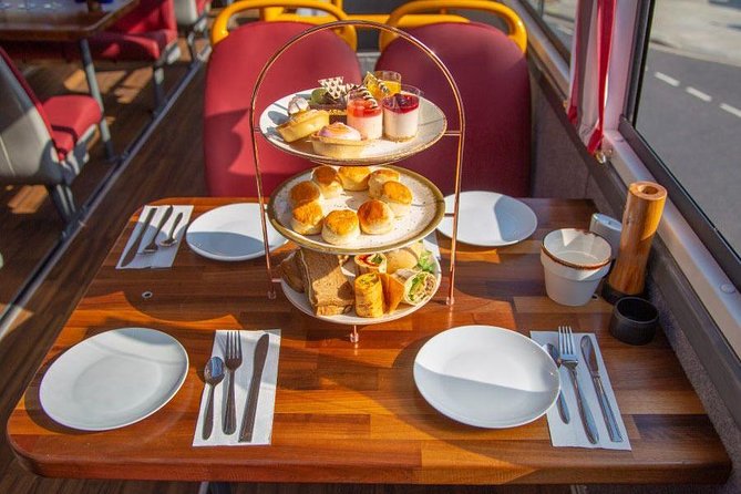 London Afternoon Tea Bus with Panoramic Tour - Buckingham Palace From the Bus Window