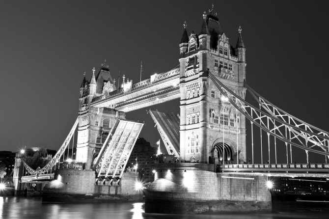London Big Bus Evening Sightseeing Tour by Open-Top Bus - St. Paul’s Cathedral and the City of London