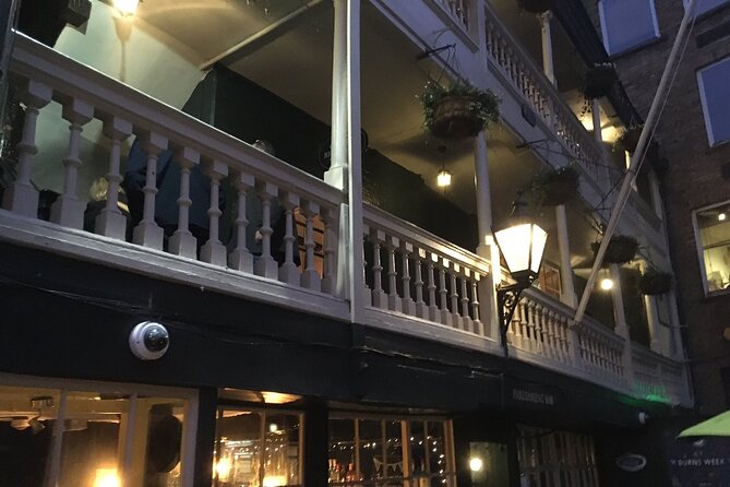 London Bridge Ghost Walking Tour - Southwark Cathedral and a quieter kind of ghost story