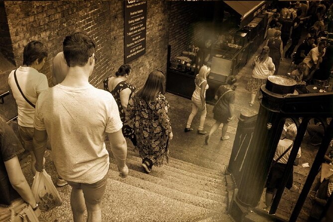 London Bridge Ghost Walking Tour - Crossbones Graveyard and a moment of respect