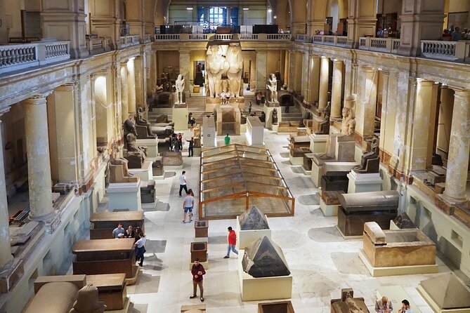 London: British Museum Audio Tour with Free Guaranteed Entry - Silk Road displays and the pleasure of wandering