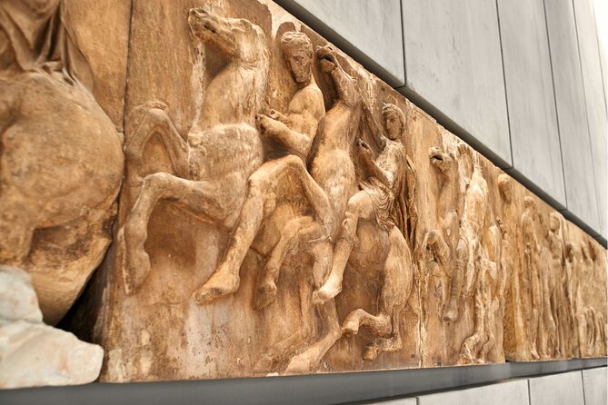 London: British Museum Audio Tour with Free Guaranteed Entry - Entering a free museum with a paid reservation
