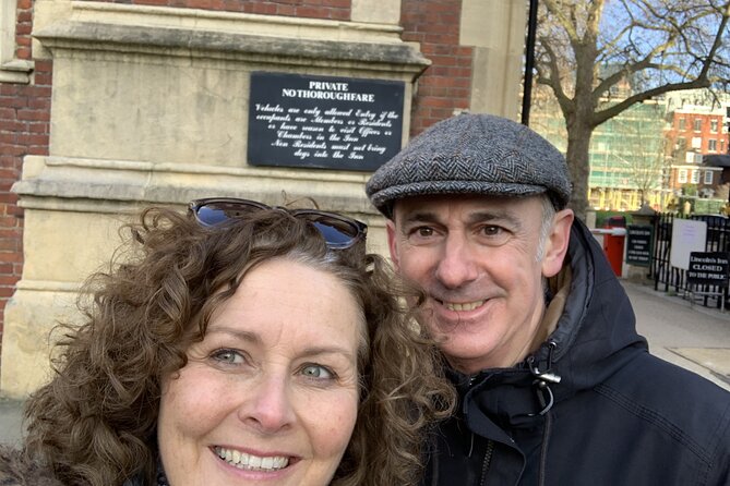London Charles Dickens Puzzle Questo and Self-Guided Tour - Dr Johnson’s House and the literary neighborhood