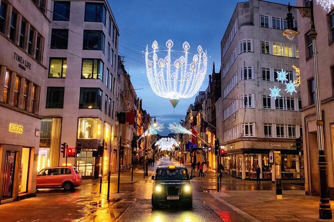 London Christmas Lights Guided Tour by Cab - Bond Street: lights, luxury, and window shopping