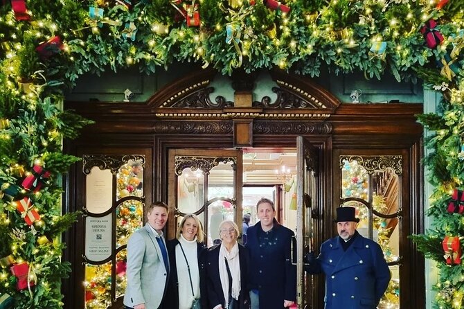 London Christmas Lights Private Guided Taxi Tour - Bond Street and Regent Street, the best photo stops