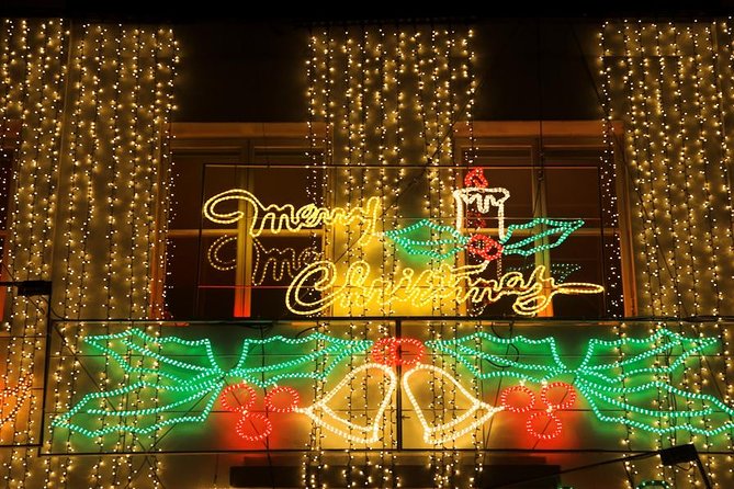 London Christmas Lights Private Tour by Traditional Black Cab - Why a black cab works so well at Christmas