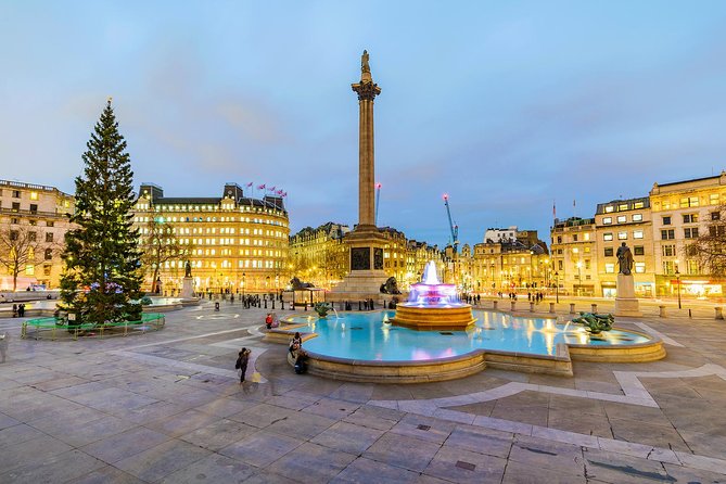 London Christmas Lights Tour by Vintage Double-Decker Bus - Piccadilly Circus and the West End after dark