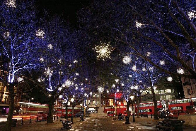 London Christmas Lights Tour by Vintage Double-Decker Bus - The upper deck is a viewing platform, not a heated lounge