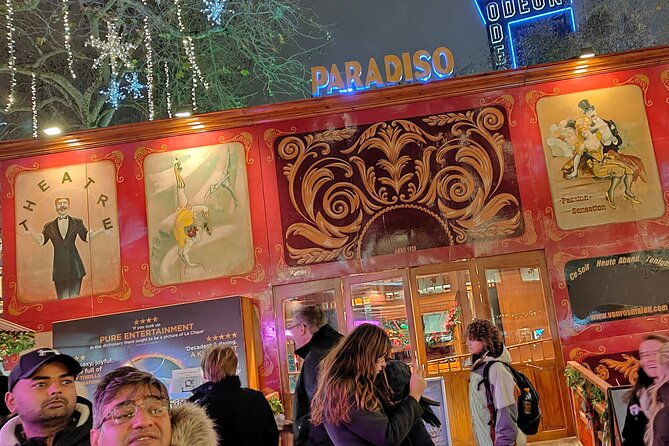 London Christmas Sparkle Private Walking Tour - Regent Street supplies the grand spectacle