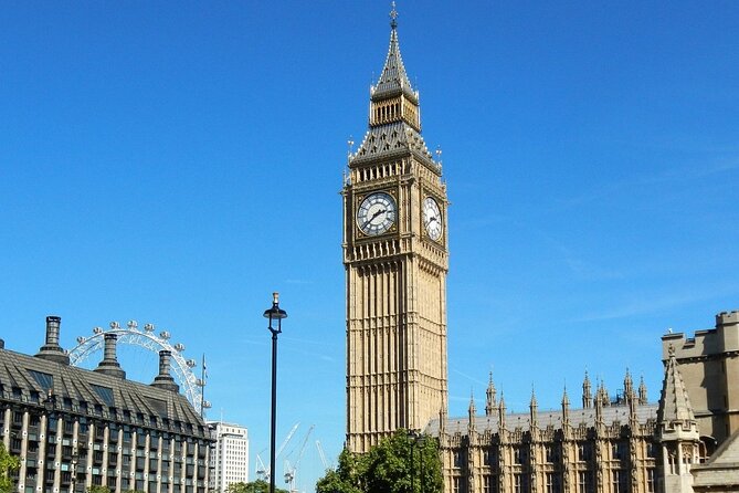 London Essential 2 hour introductory Walking Tour With a Londoner - The guide makes the biggest difference