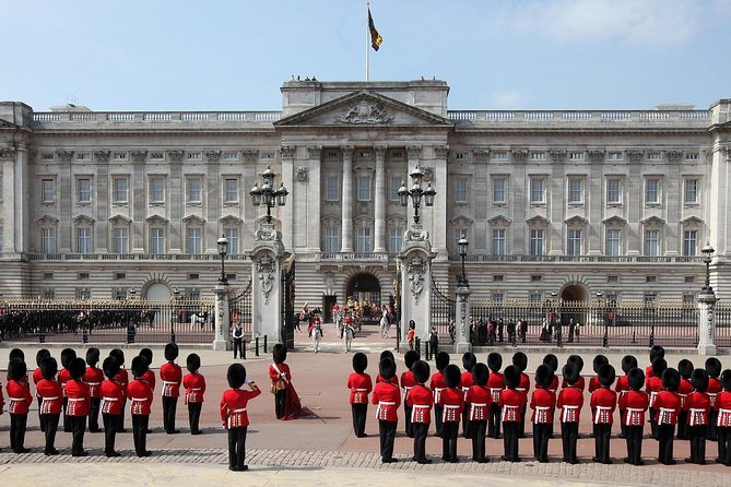 London Full Day Sightseeing Tour with London Eye - St. Paul’s Cathedral and its great dome