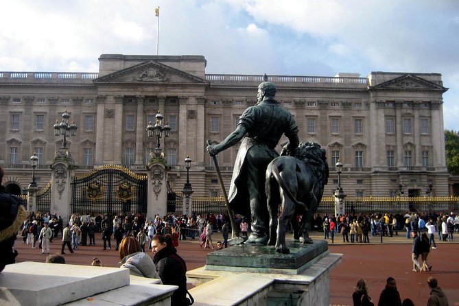 London Full Day Sightseeing Tour with London Eye - Seeing London from the London Eye