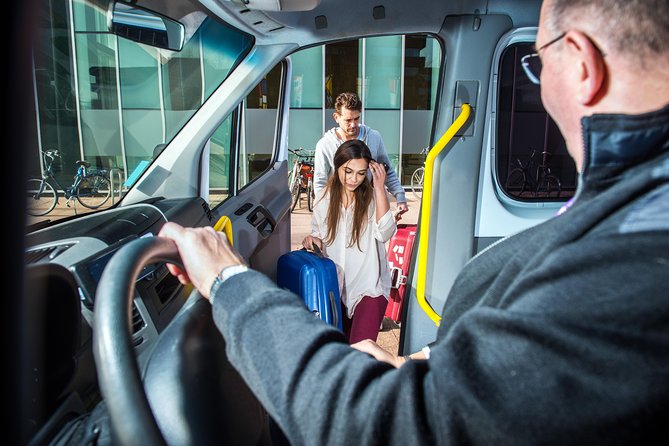 London Gatwick Airport Arrival Transfer (Airport to London Hotel) - Who gets the most from this airport transfer?
