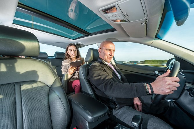 London Gatwick Airport Arrival Transfer (Airport to London Hotel) - Booking and cancellation details worth noting