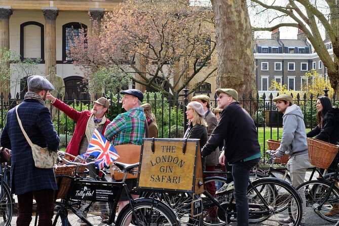 London Gin Safari: A Spirited, Juniper-Fuelled Jaunt - How the guides shape the afternoon