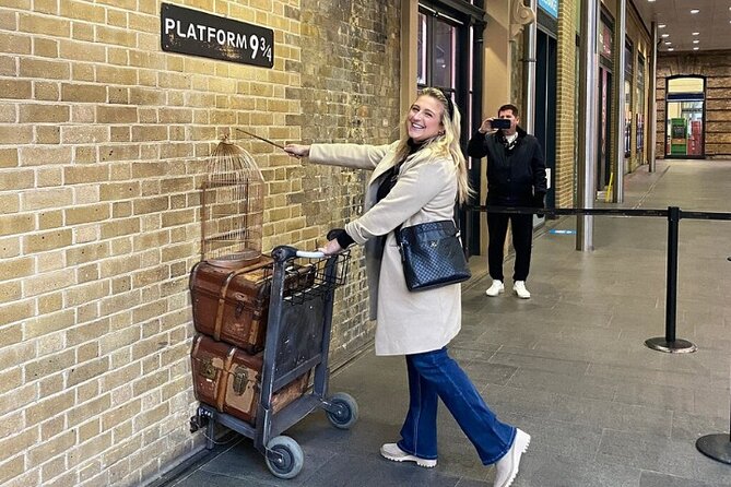 London: Harry Potter Walking Tour with Platform 9 3/4 - Key points at a glance