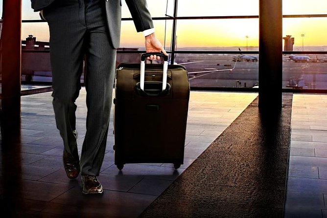 London Heathrow Airport Transfer - The strongest part: human help after a long flight