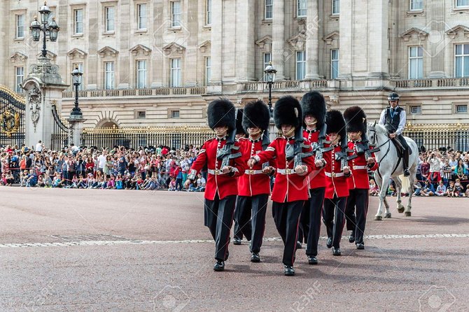 London Heathrow Stopover - Personalized Half-Day London Tour - Windsor Castle, shopping, and lunch options