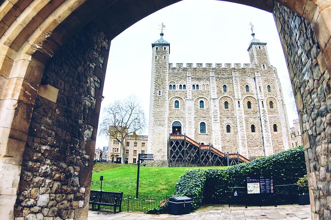 London In One Day - A Private & Bespoke Tour Itinerary - A long day that connects two Londons