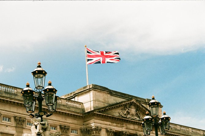 London In One Day - A Private & Bespoke Tour Itinerary - Buckingham Palace and the royal opening