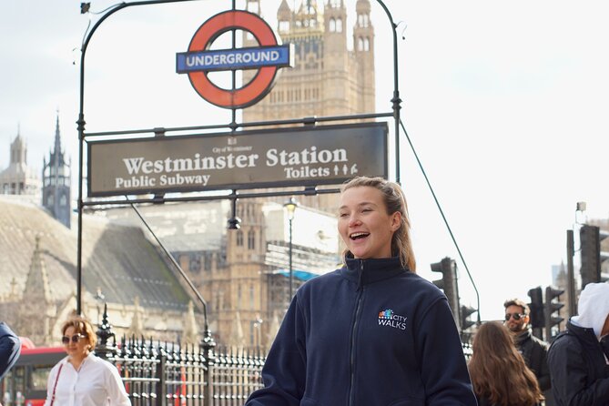 London: Landmarks Walking Tour - The final art stop and what you actually learn