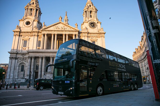 London Luxury Dinner Experience with Panoramic City Views - A restaurant that moves through London
