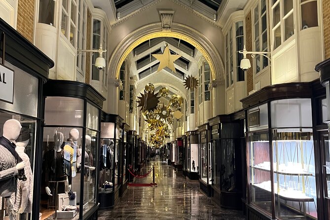 London Magical Christmas Walking Tour with Guide - Winter Wonderland and the limits of the ticket