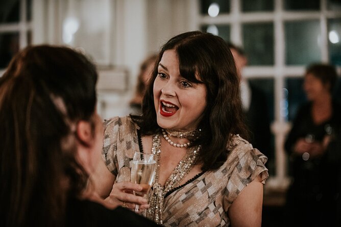 London Murder Mystery Dinner Cruise - The three-course meal and alcoholic drink