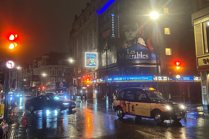 London Private Black Cab Night Tour with Hotel Pick Up - Why a black cab works well at night