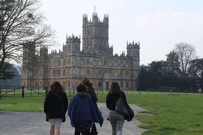 London Private Chauffeur Half-Day or Full-Day Vehicle Rental - Oxford, Bath, the Cotswolds, and Avebury
