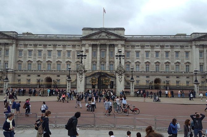 London Private Chauffeur Half-Day or Full-Day Vehicle Rental - Price, included costs, and possible extras