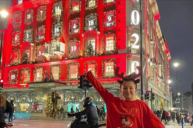 London Private Christmas Lights Taxi Tour with Pick Up - Regent Street opens the evening in grand style