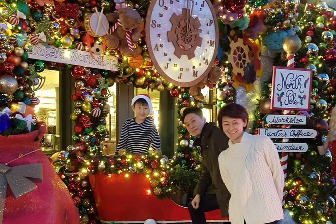 London Private Christmas Lights Taxi Tour with Pick Up - Bond Street gives you polished shopfronts
