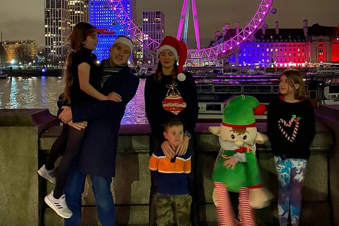 London Private Christmas Lights Taxi Tour with Pick Up - The driver can make or break the evening