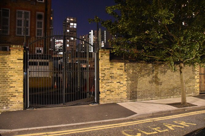 London Private Jack The Ripper Tour - Stop four: Henriques Street and Liz Stride