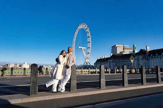 London: Private Landmarks with a Professional Photographer - Westminster Abbey: strong architecture, short time